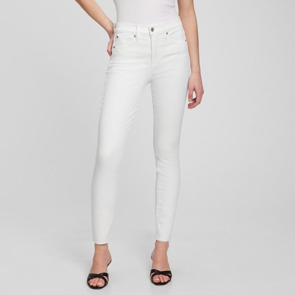 GAP Crisp White High Rise True Skinny Fit Washwell Jeans 26 2